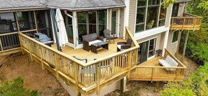 Terrace/patio - Escape to Breathtaking View Retreat at Wintergreen a stunning 3-bedroom, 4-bath mountain home with three incredible decks, cozy fireplace, grill and patio area, and breathtaking Blue Ridge views perfect for families and kids! (Wintergreen Resort)