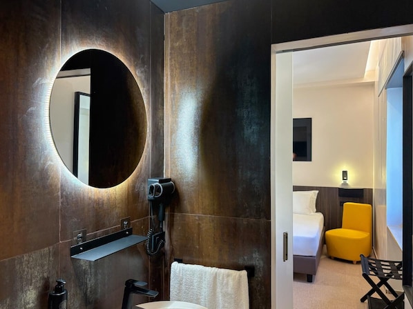 Imagen sin descripción, 1 de 35, botón