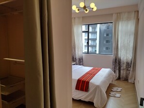 2 室のベッドルーム、WiFi、ベッドシーツ