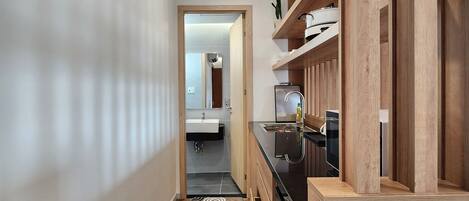 Comfort Studio, Balcony | Private kitchen