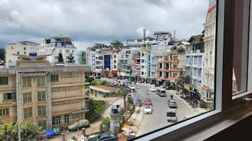 Desk, laptop workspace, free wired Internet, bed sheets