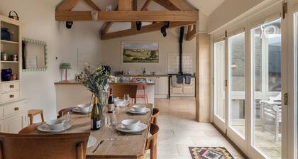 Stunning Farmhouse in the heart of the Cotswolds