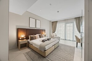 1 bedroom, in-room safe, desk, iron/ironing board