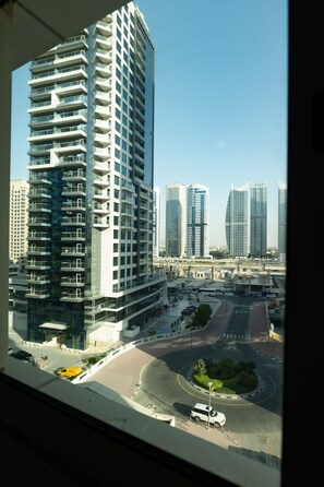 Exterior - Venduras Elegant 1BR Dubai Marina (Dubai)