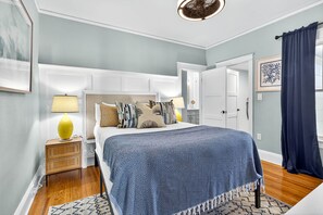 3 slaapkamers, een strijkplank/strijkijzer, wifi, beddengoed