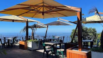 Comfort Apartment | Outdoor dining