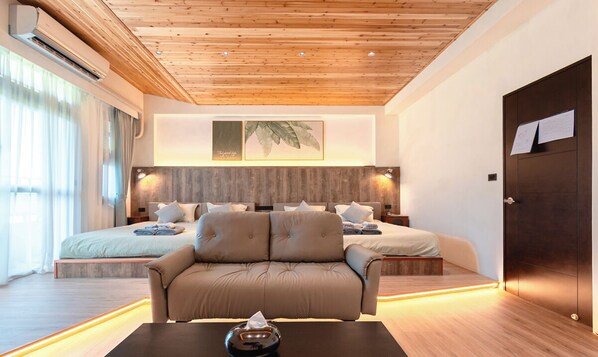 Panoramic Quadruple Room, Balcony, Mountain View | Desk, laptop workspace, free WiFi - Rice House INN (Chishang)