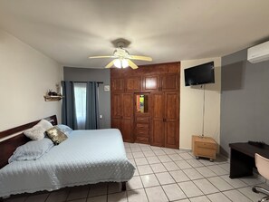 5 habitaciones, internet y ropa de cama 