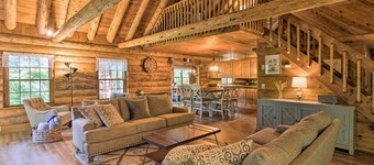 New! Private Cabin w/ Spacious Kitchen and Dining!