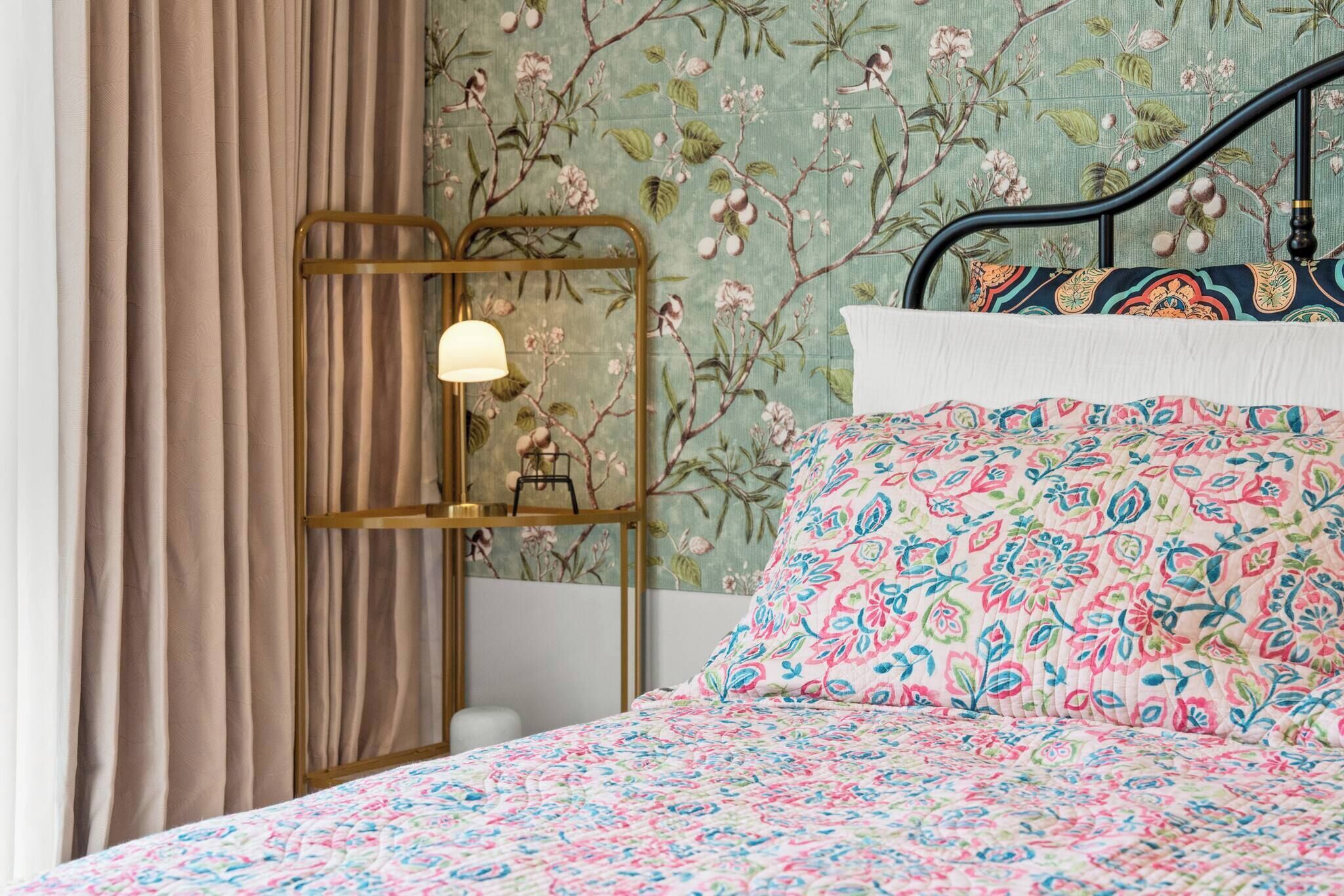 House, 4 Bedrooms, Balcony