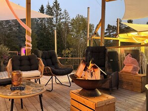 Property grounds - Cozy 6 Bedroom Holiday House in Oslo's Countryside (Oslo)