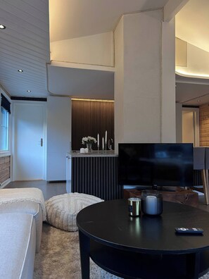 House, 6 Bedrooms, Smoking, Balcony | Living room - Cozy 6 Bedroom Holiday House in Oslo's Countryside (Oslo)