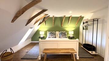 3 chambres, fer et planche Ă repasser, accĂšs Internet, draps fournis