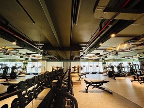 Gym - Venduras Chic Studio Sterling (Dubai)