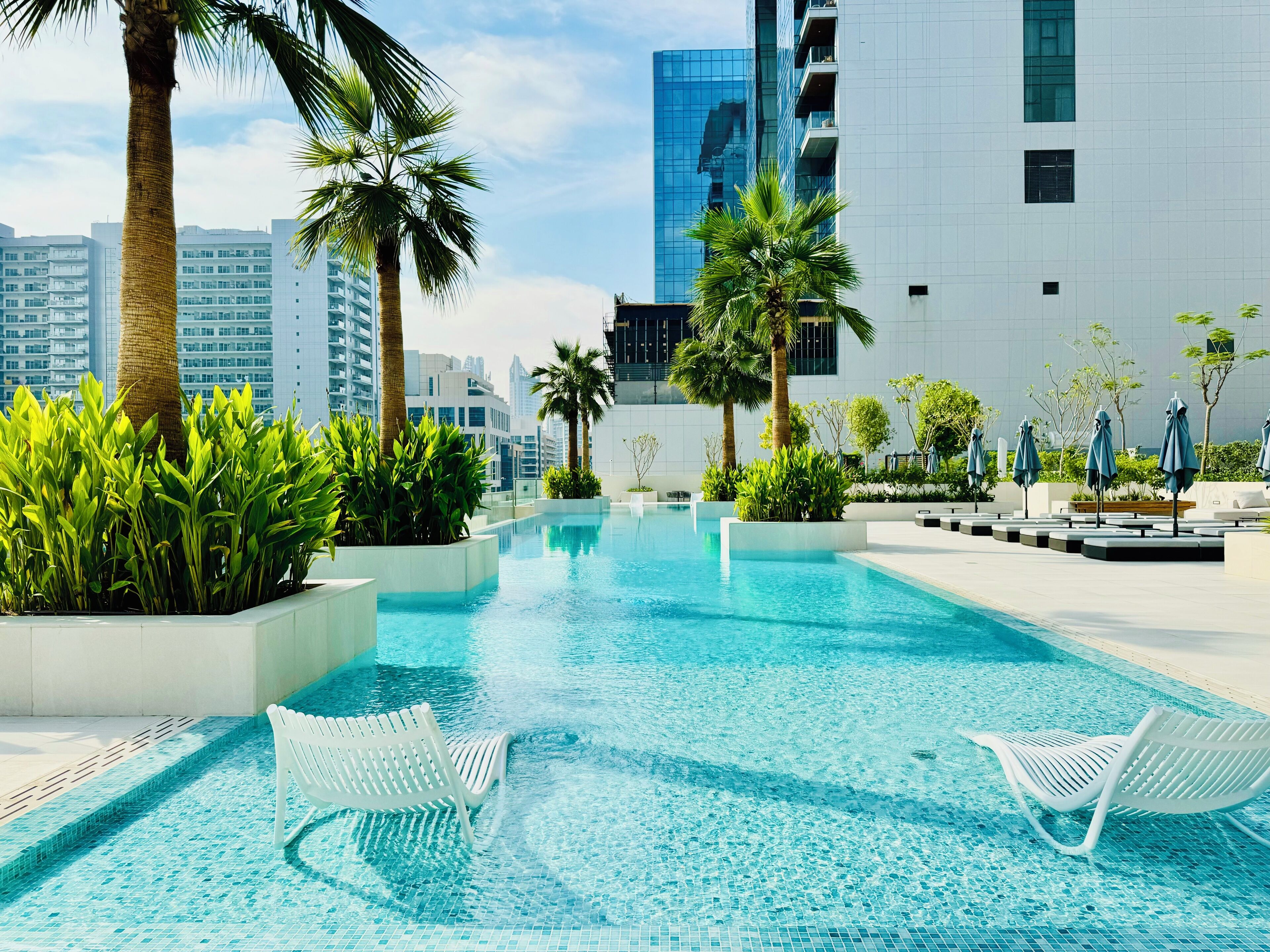 حمّام سباحة خارجي