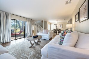 Smart TV - Two Golf Carts ~ Bay & Golf Course Views (Miramar Beach)