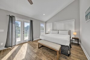 4 Schlafzimmer, Bügeleisen/Bügelbrett, kostenloses WLAN, Bettwäsche