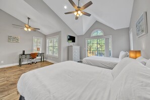 4 bedrooms, iron/ironing board, free WiFi, bed sheets - Bay Views ~ Golf Cart ~ Screened Porch (Miramar Beach)