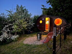 Uklassifisert bilde, 4 av 12, knapp