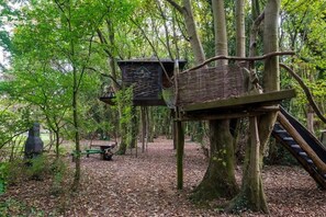 Miscellaneous - Tree House - Hot Tub on balcony (Chorleywood)