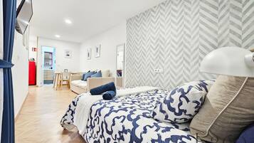 1 chambre, fer et planche Ă repasser, lit parapluie, Wi-Fi gratuit