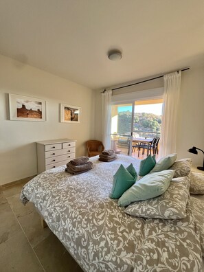 2 Schlafzimmer, Bügeleisen/Bügelbrett, kostenloses WLAN, Bettwäsche