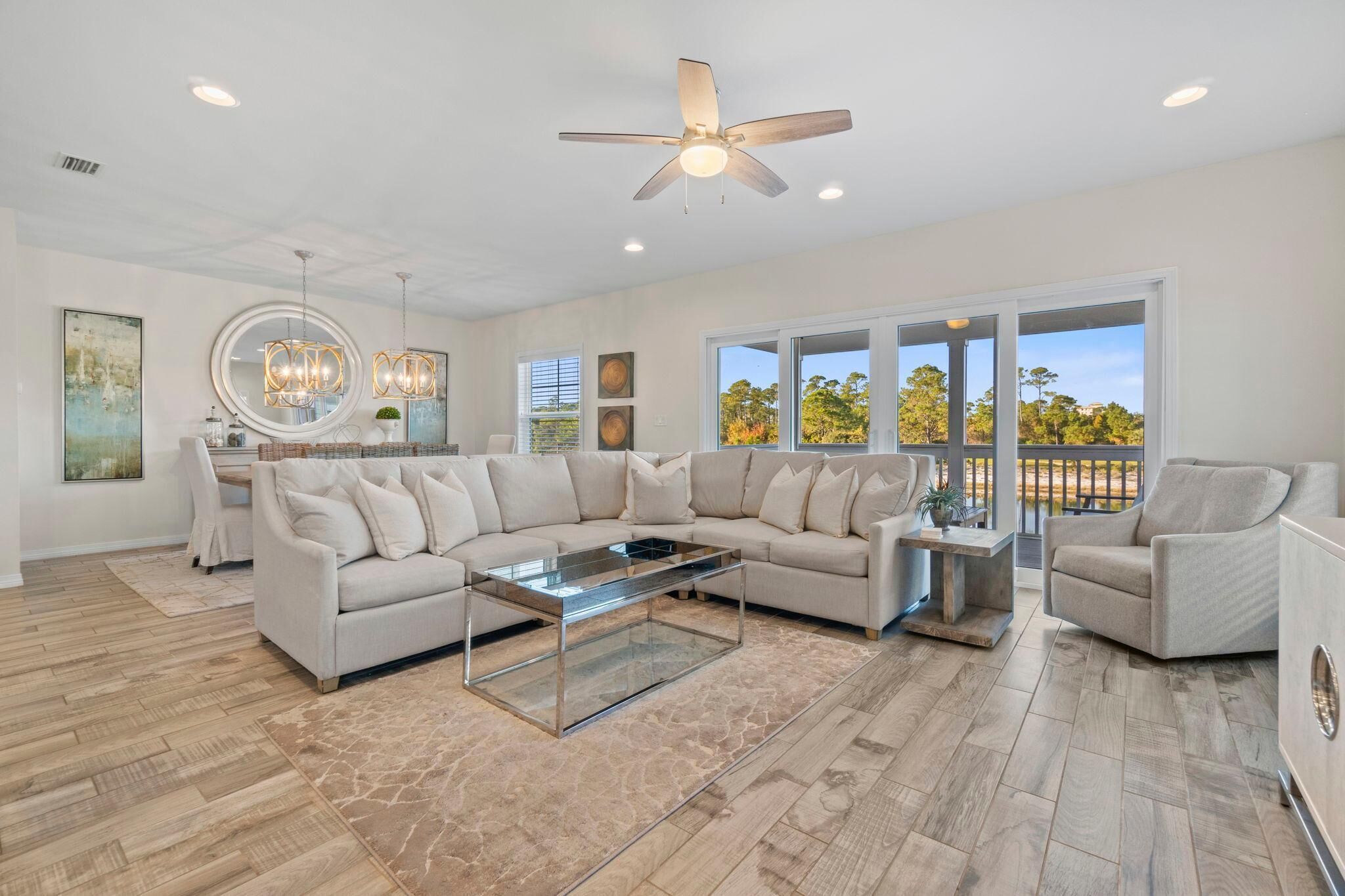 Ferienhaus, Mehrere Betten (Gone Gulfing - Isle Be Chillin at Los) | Wohnbereich