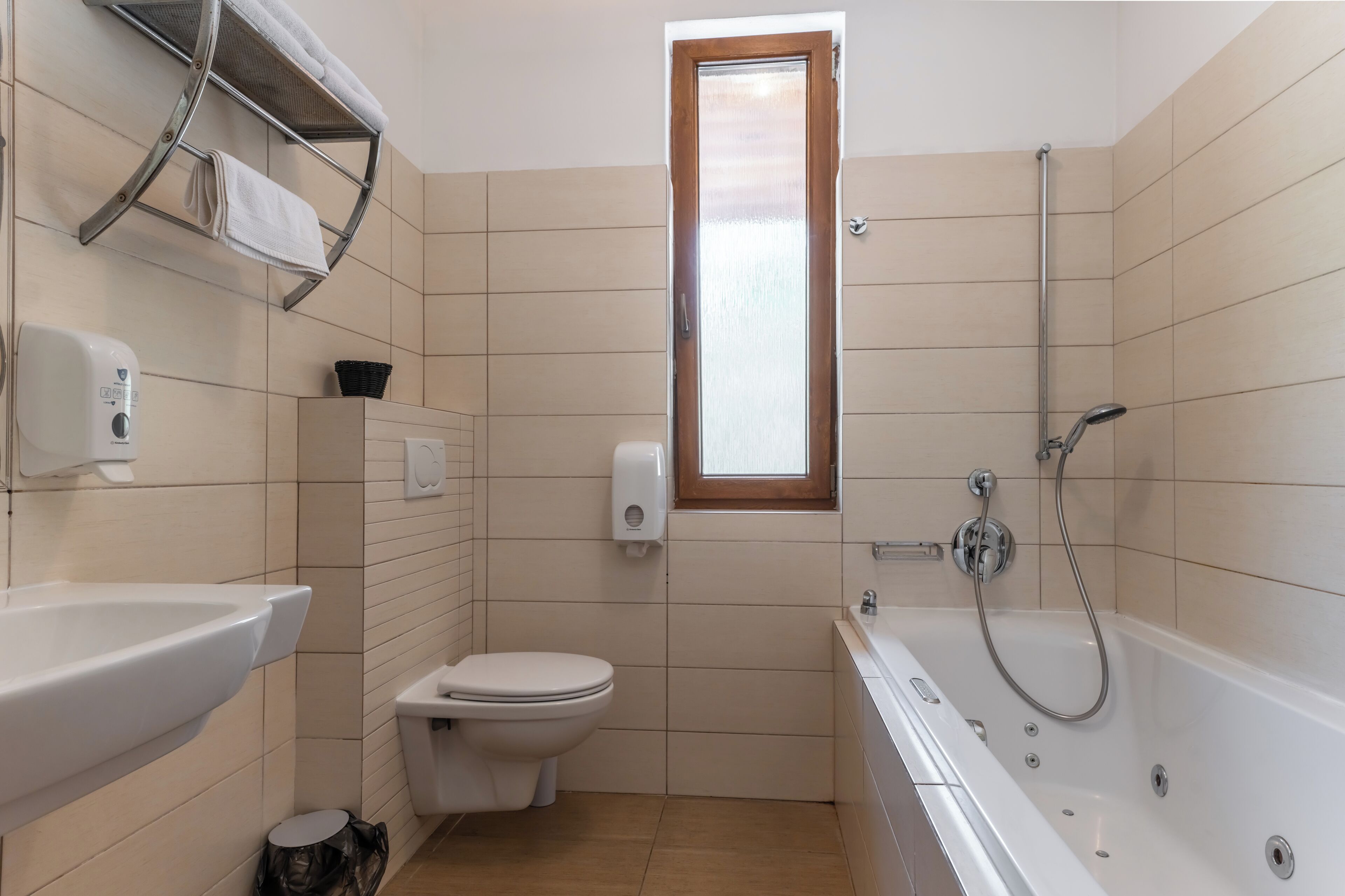 Double Room | Bathroom