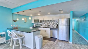 Condo, Multiple Beds (Holiday Villas III #209) | Private kitchen | Oven, toaster