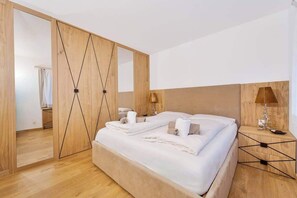 1 室のベッドルーム、アイロン / アイロン台、WiFi (無料)、ベッドシーツ