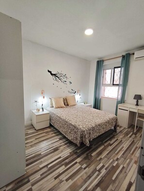 3 bedrooms, iron/ironing board, WiFi, bed sheets - Malvarrosa Beach | 3hab| 5hues| Pet friendly (València)