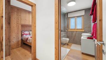 2 Schlafzimmer, kostenloses WLAN, Bettwäsche