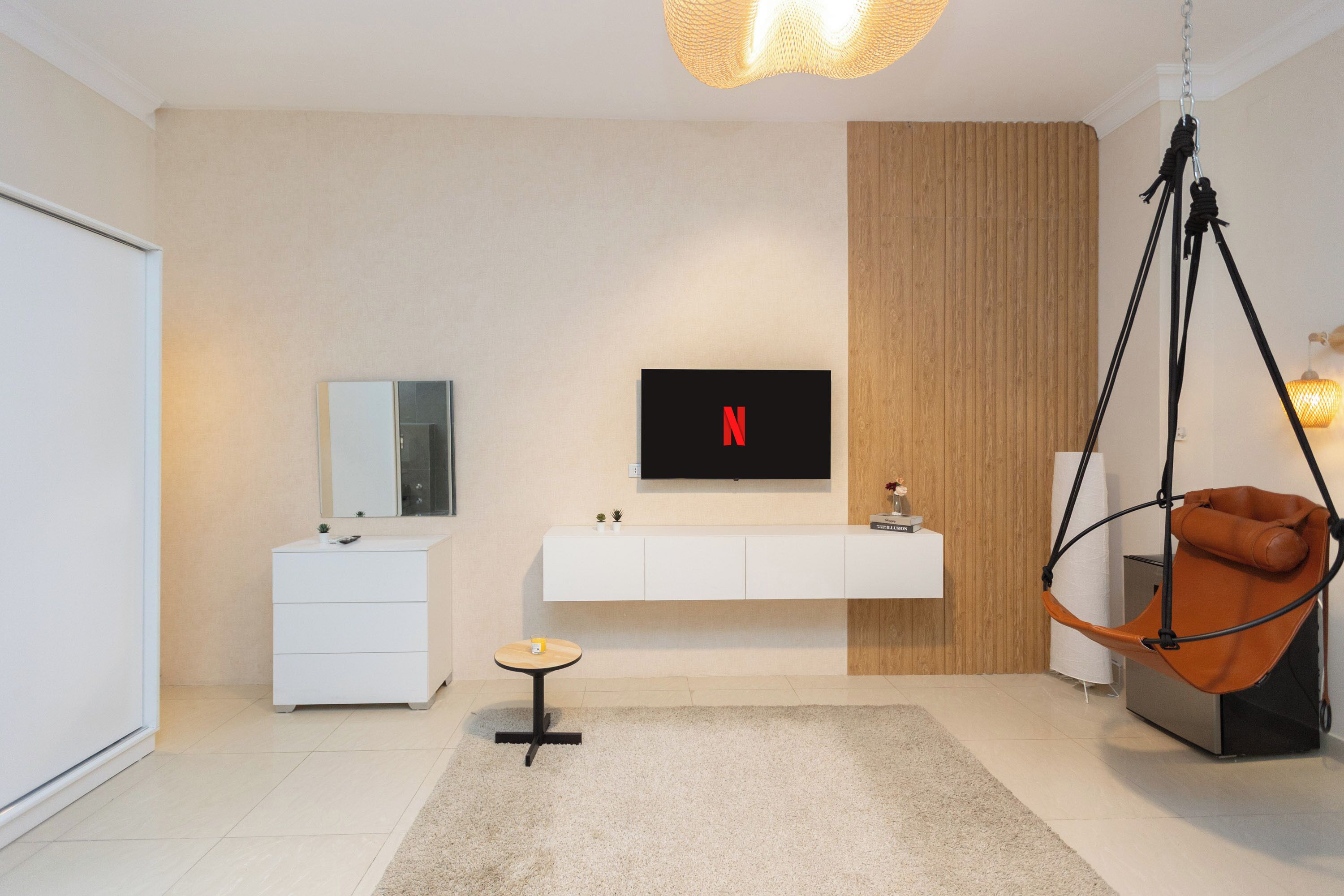 Iron/ironing board, free WiFi, wheelchair access