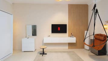 Iron/ironing board, free WiFi, wheelchair access