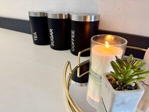 Ducha, secador de pelo, toallas