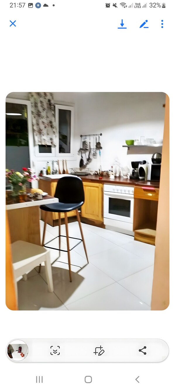 Fridge, microwave, coffee/tea maker, highchair