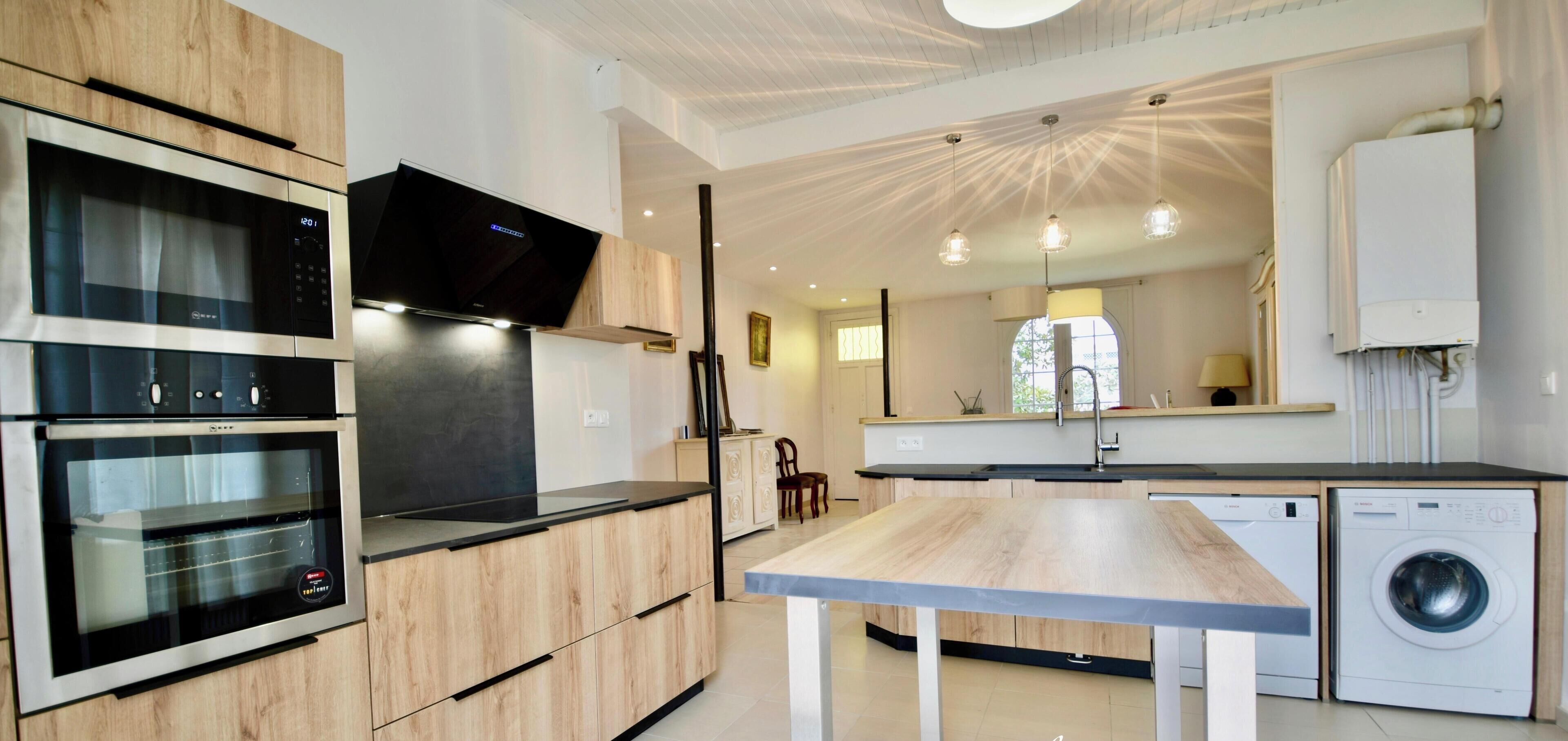 Mikrowelle, Ofen, Herdplatte, Geschirrspüler