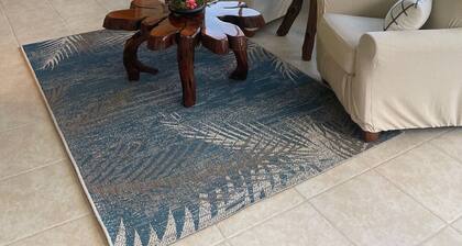 Newly Renovated 2BR/2BA + Golf Cart, WiFi & Streaming!