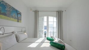 6 bedrooms, iron/ironing board, free WiFi, bed sheets - New! Villa Oasis Prous (Ibiza)