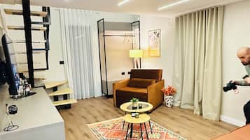 Deluxe Apartment, Balcony | Free WiFi