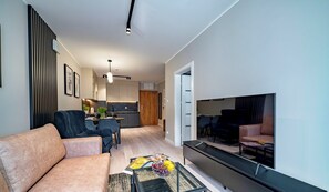 Căn hộ phong cách cổ điển (Kasprowicza 223) | Bếp riêng | Tủ lạnh, lò vi sóng, bếp nấu, máy rửa bát