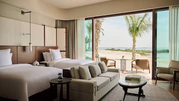 Suite, 2 Single Beds, Sea View