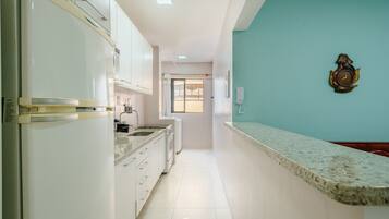 Basic Apartment | Private kitchen