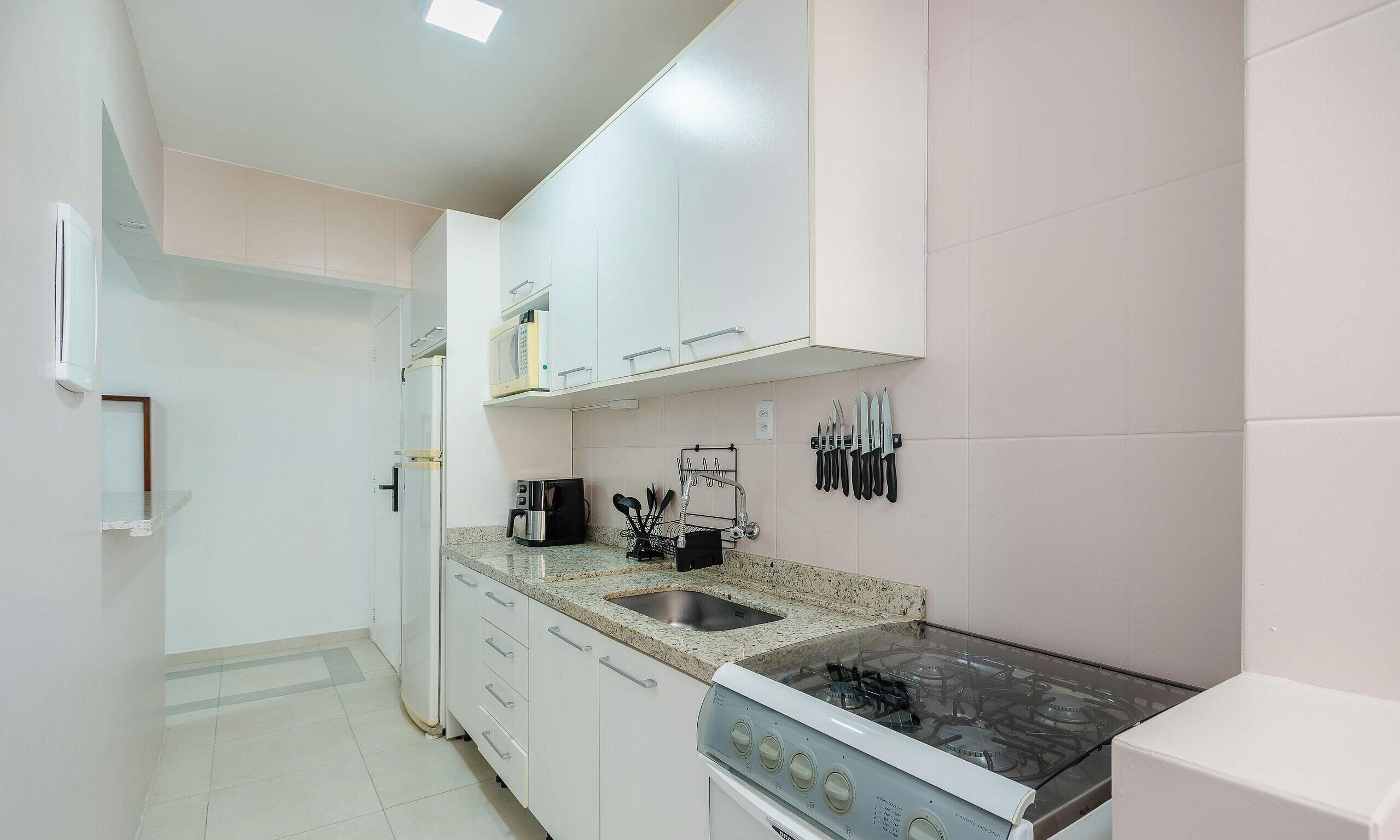 Basic Apartment | Private kitchen