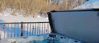 Faloma Lakeside Cabins