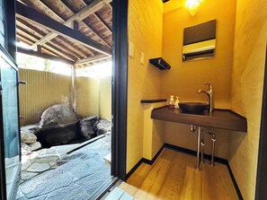 Japanese-style Room, Non Smoking | Bathroom | Separate tub and shower, free toiletries, hair dryer, towels - Ryokan Yufumomiji (Yufu)