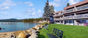 Lake View Condo with Private Beach Access, Heated Pool, Near Ski Resorts