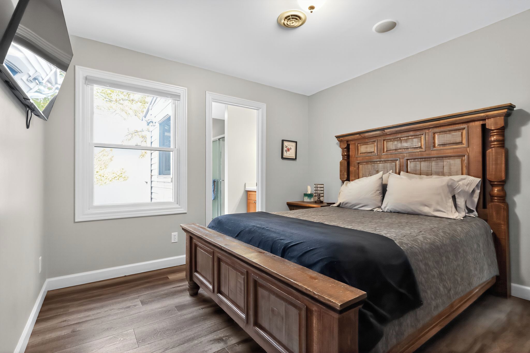 House, 4 Bedrooms, Pets Allowed, Lakeside | Blackout drapes, iron/ironing board, free WiFi