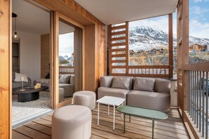 Property grounds - Cumbre – Ski-in/Ski-out Retreat with Mountain View (Huez)