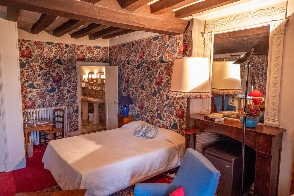 In-room safe, soundproofing, free WiFi